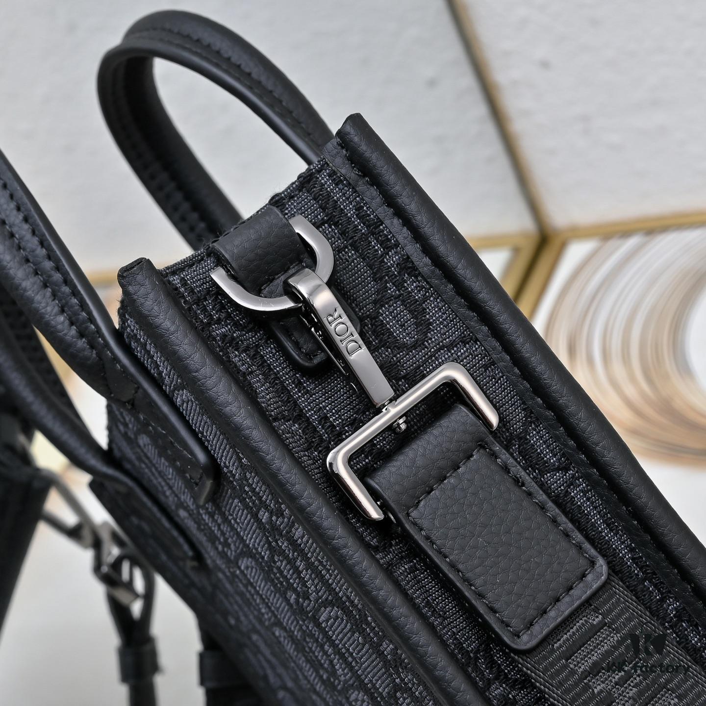 Dior Diamond Pattern Canvas Wash Pouch