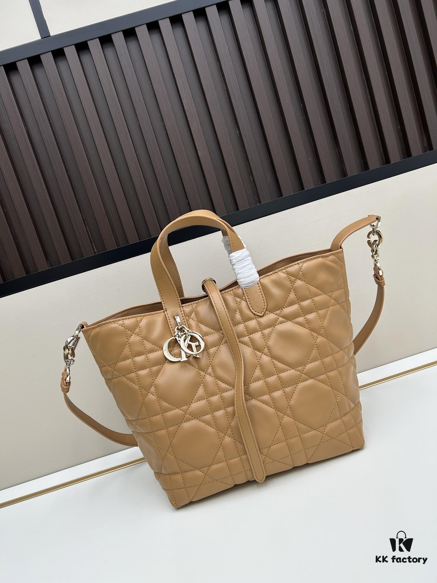 693095c46e68136f4d9aa2e3 Dior Toujours Vertical Handbag in Blush Beige Calfskin Leather