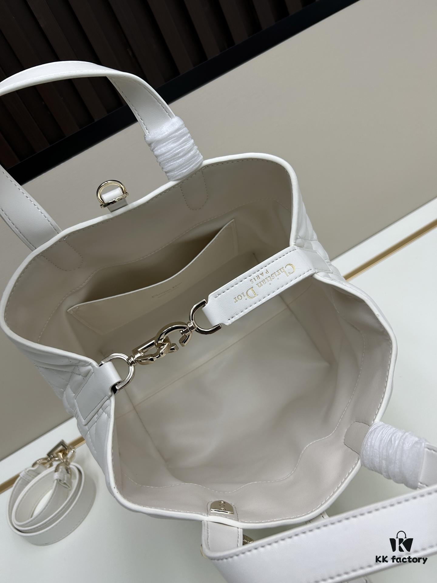 693095c86e68136f4d9aa2ec Dior Toujours Vertical Handbag in Blush Beige Calfskin with Cannage Stitching