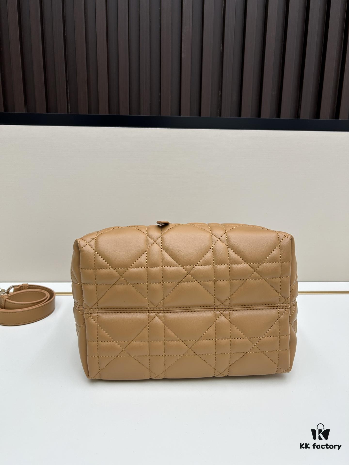 693095d06e68136f4d9aa2f9 Dior Toujours Vertical Handbag in Blush Beige Calfskin Leather