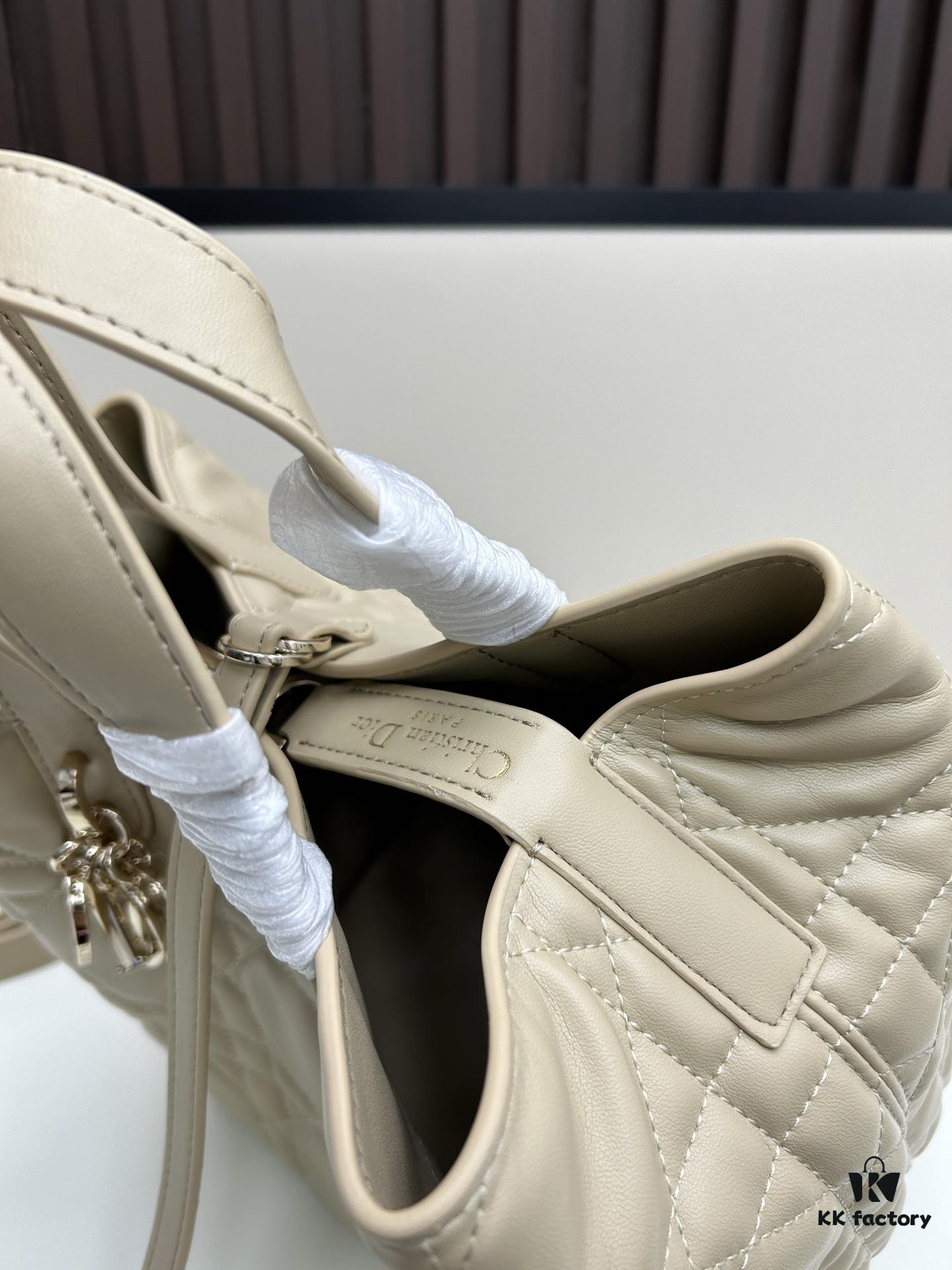 693095d16e68136f4d9aa2fb Dior Toujours Vertical Handbag in Blush Beige Calfskin with Large Cannage Stitching