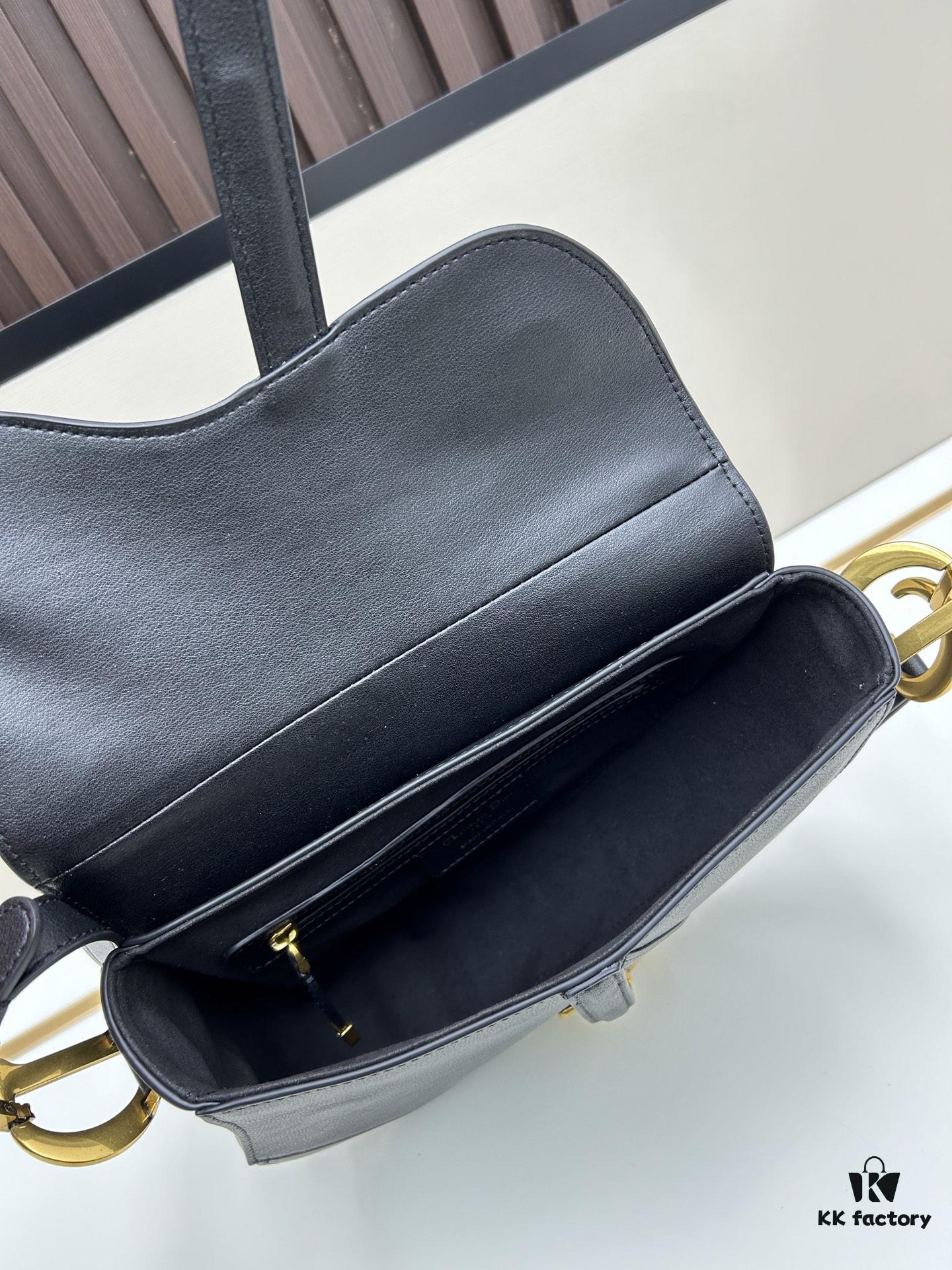 693095e26e68136f4d9aa31a Box Included. Monogram. Thin Strap. Large Size. Matching Hardware. Comes with Box. 【♥️Dior Saddle Monogram Collection♥️ Highest Version Online】【Includes Boutique Original Strap 🎁】