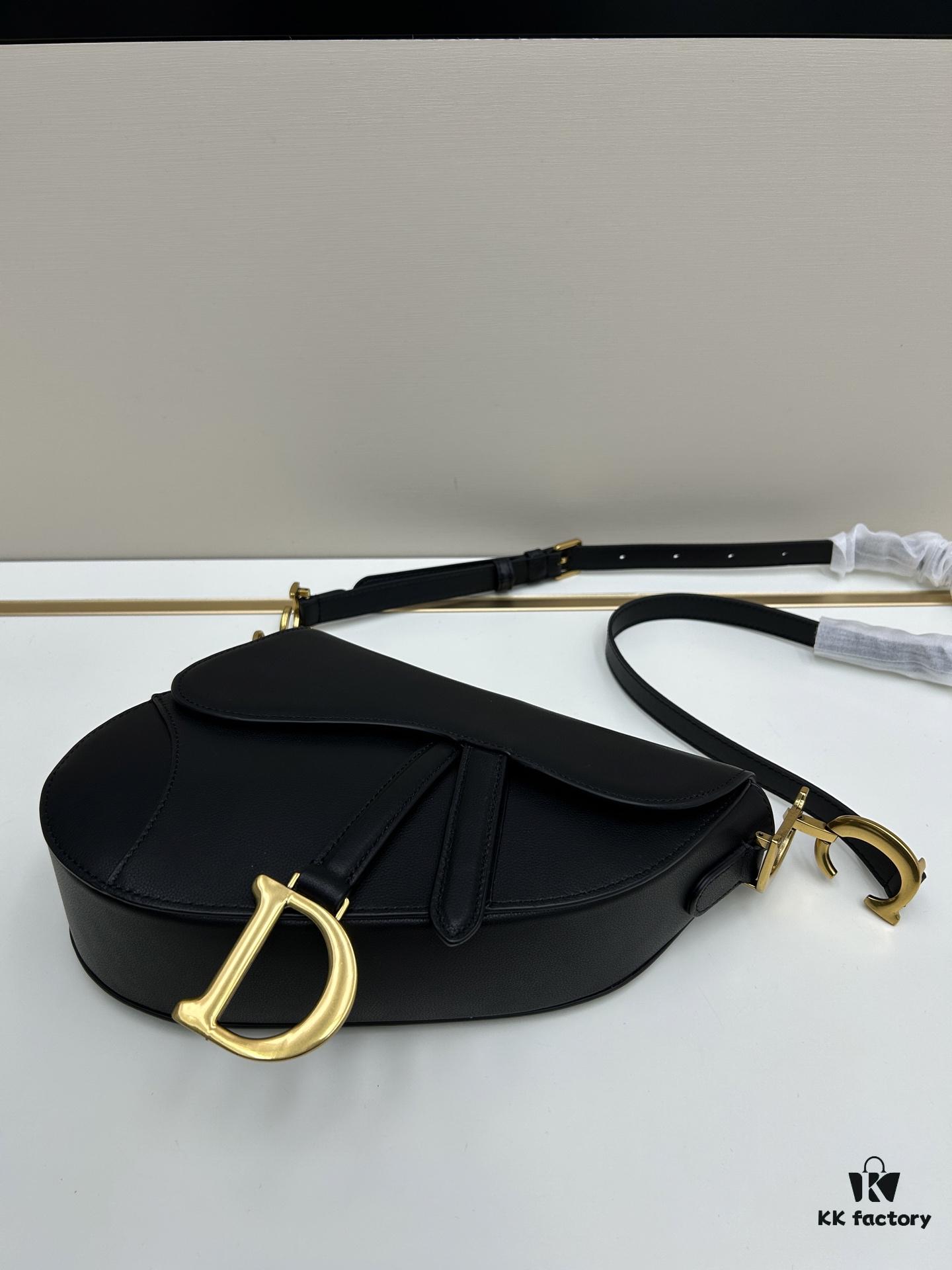 693095e26e68136f4d9aa31b Box Included. Monogram. Thin Strap. Large Size. Matching Hardware. Comes with Box. 【♥️Dior Saddle Monogram Collection♥️ Highest Version Online】【Includes Boutique Original Strap 🎁】