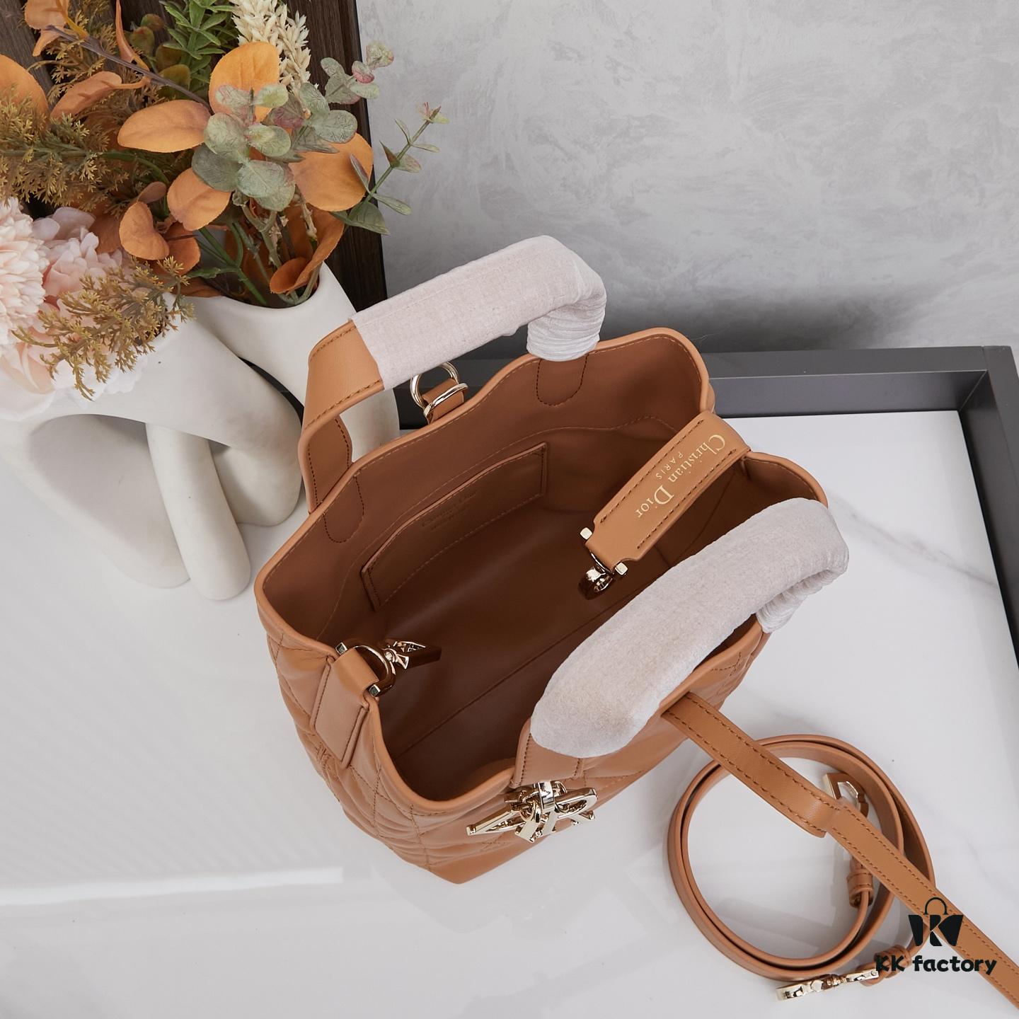 693095f86e68136f4d9aa348 Dior Toujours Small Vertical Handbag in Black Calfskin Leather