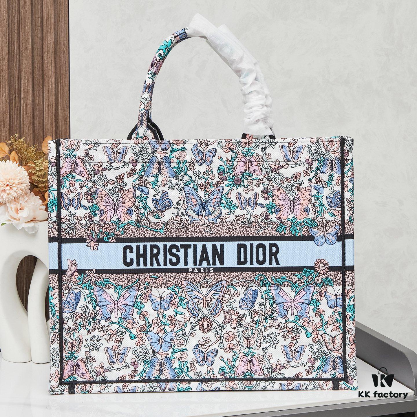 Embroidered Large [Dior Book Tote]
