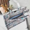 Embroidered Large [Dior Book Tote]