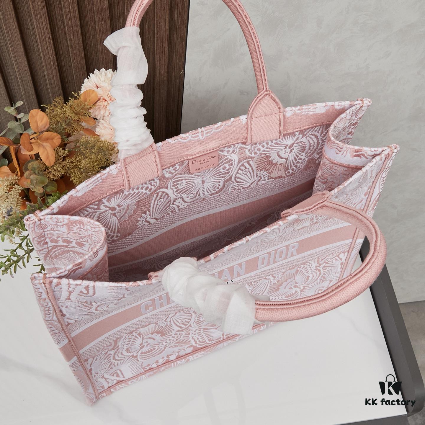 693096276e68136f4d9aa39e Original Order Embroidered Large Di0r Book Tote