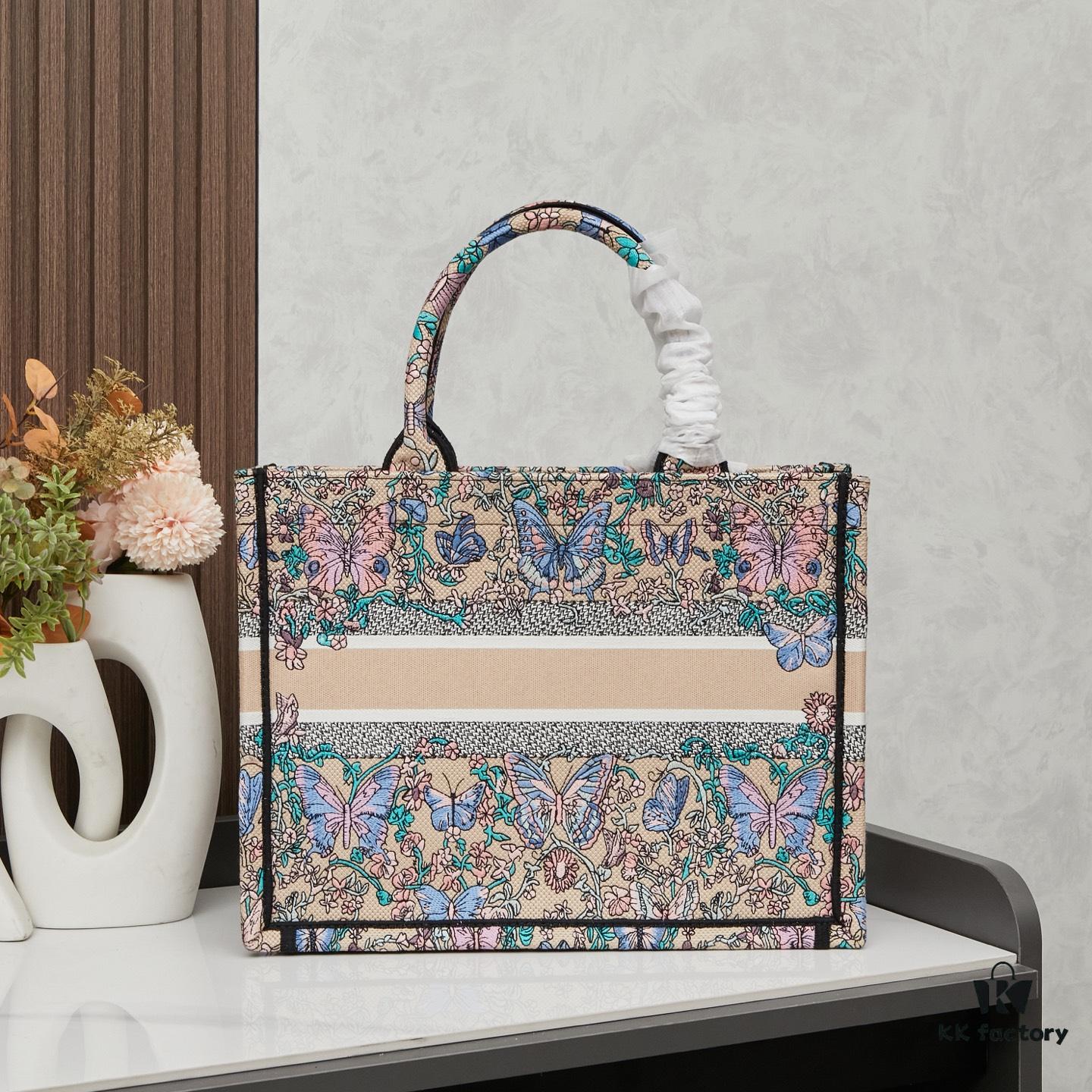 Original Order Embroidered Medium [Dior Book Tote]