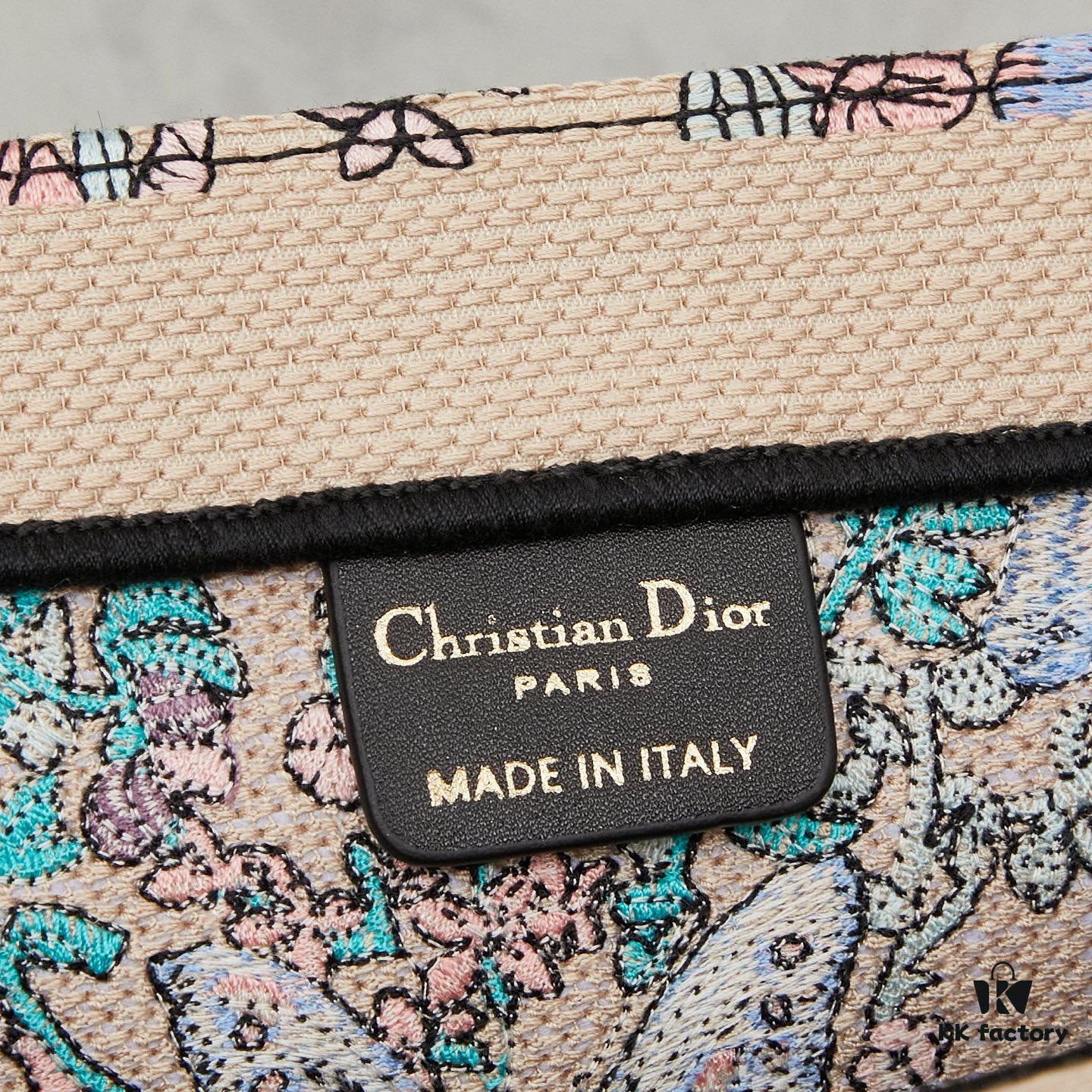 693096316e68136f4d9aa3b2 Original Order Embroidered Large Di0r Book Tote