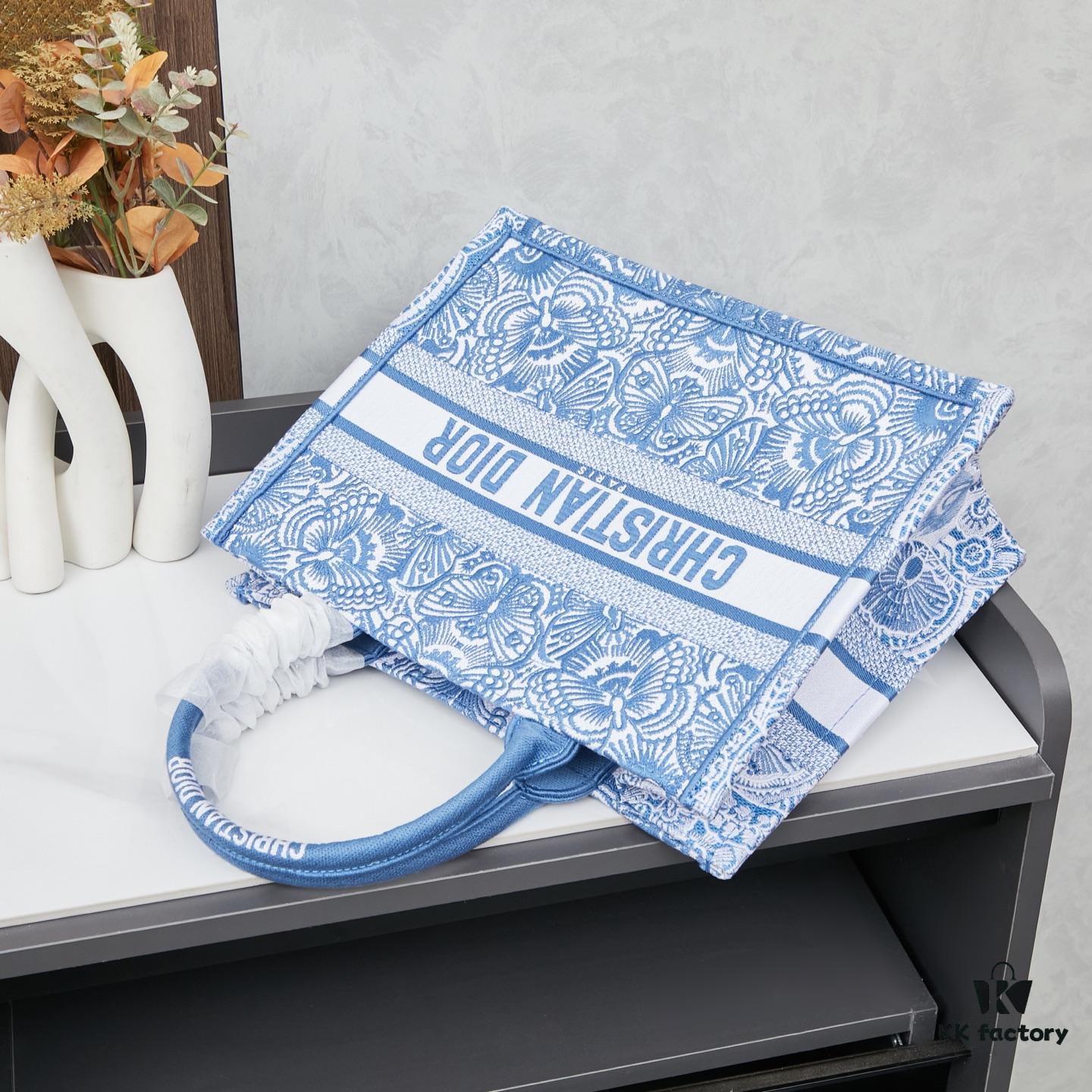 6930963f6e68136f4d9aa3ce Original Order Embroidered Medium Di0r Book Tote