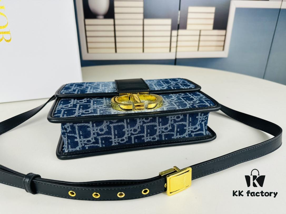 693096636e68136f4d9aa418 Large 30 Montaigne East-West Handbag in Denim Dior Oblique Jacquard