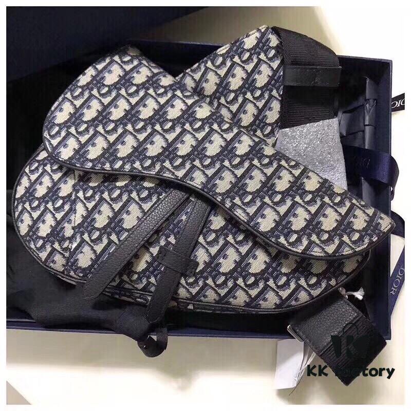 693096696e68136f4d9aa427 High-Quality Dior Men's SADDLE Crossbody Bag / Chest Bag