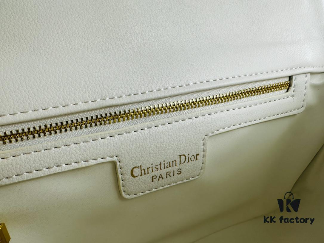 693096a36e68136f4d9aa4aa Dior Caro Large Handbag in Caramel Beige Calfskin with Cannage Stitching