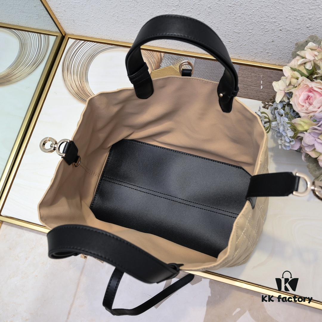693096b56e68136f4d9aa4d5 Dior Toujours Medium Bag 28cm