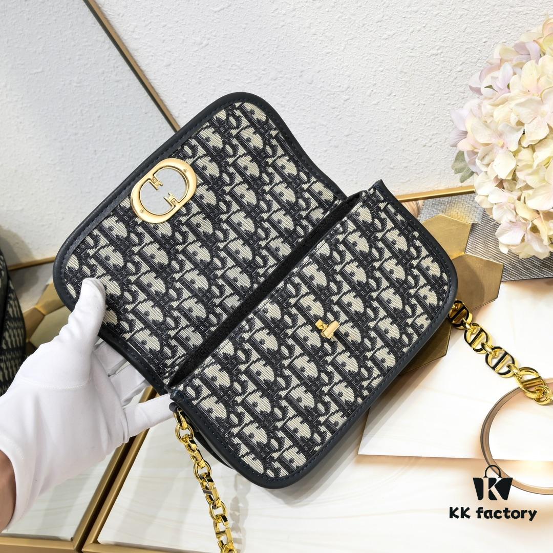 693096b96e68136f4d9aa4de Upgraded Version with Box - Dior Bobby Bag, Retro Style Leather Texture, Sturdy Structure, Adjustable CD Enamel Chain