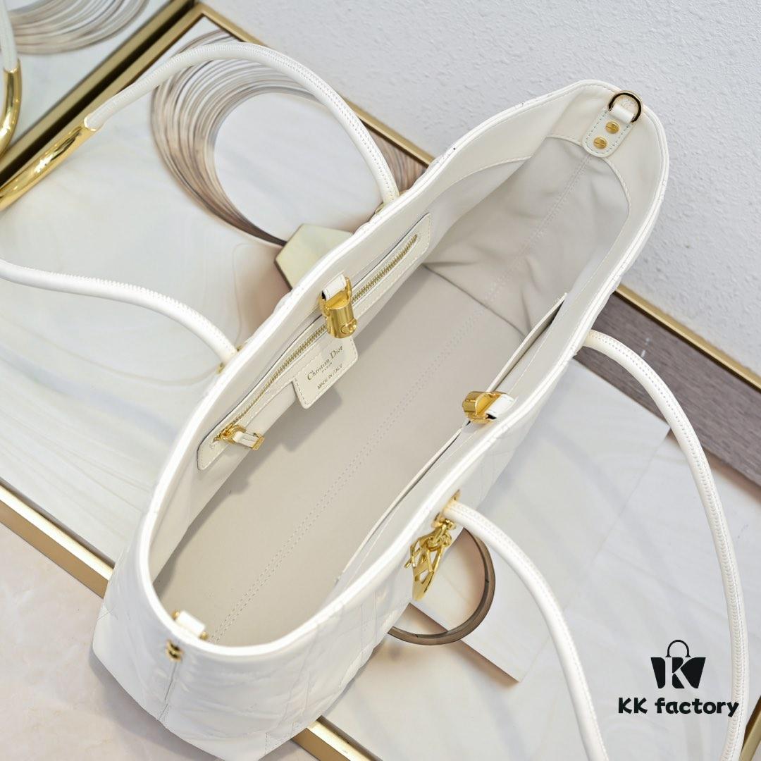 693096cc6e68136f4d9aa50c Top-Grade Original Dior Toujours Handbag