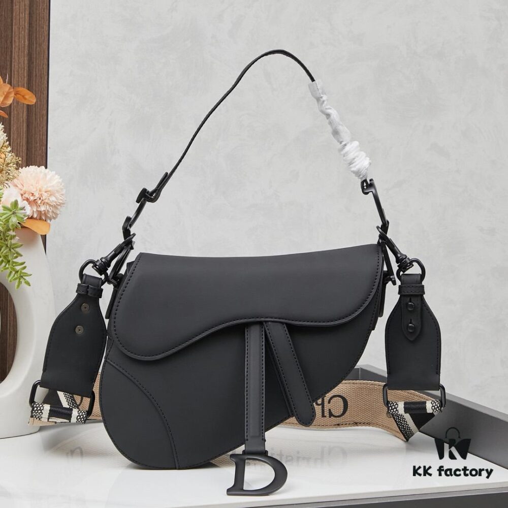 693096de6e68136f4d9aa534 Matte Finish with Wide Strap New Arrival âăIncludes Premium Gift BoxăLarge Size: 24.5 x 20 x 5 cm