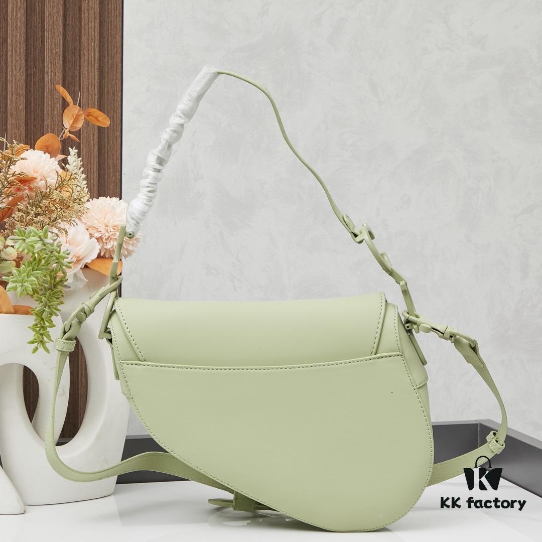 693096f26e68136f4d9aa56a Matte Finish with Small Shoulder Strap New Arrival ☀【Includes Premium Gift Box】Large Size: 24.5 x 20 x 5 cm
