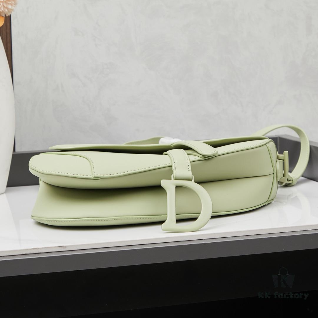 693096f46e68136f4d9aa56b Matte Finish with Small Shoulder Strap New Arrival ☀【Includes Premium Gift Box】Large Size: 24.5 x 20 x 5 cm