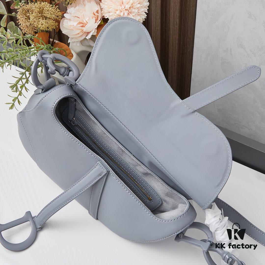 693096f76e68136f4d9aa574 Matte Finish with Small Shoulder Strap New Arrival ☀【Includes Premium Gift Box】Large Size: 24.5 x 20 x 5 cm