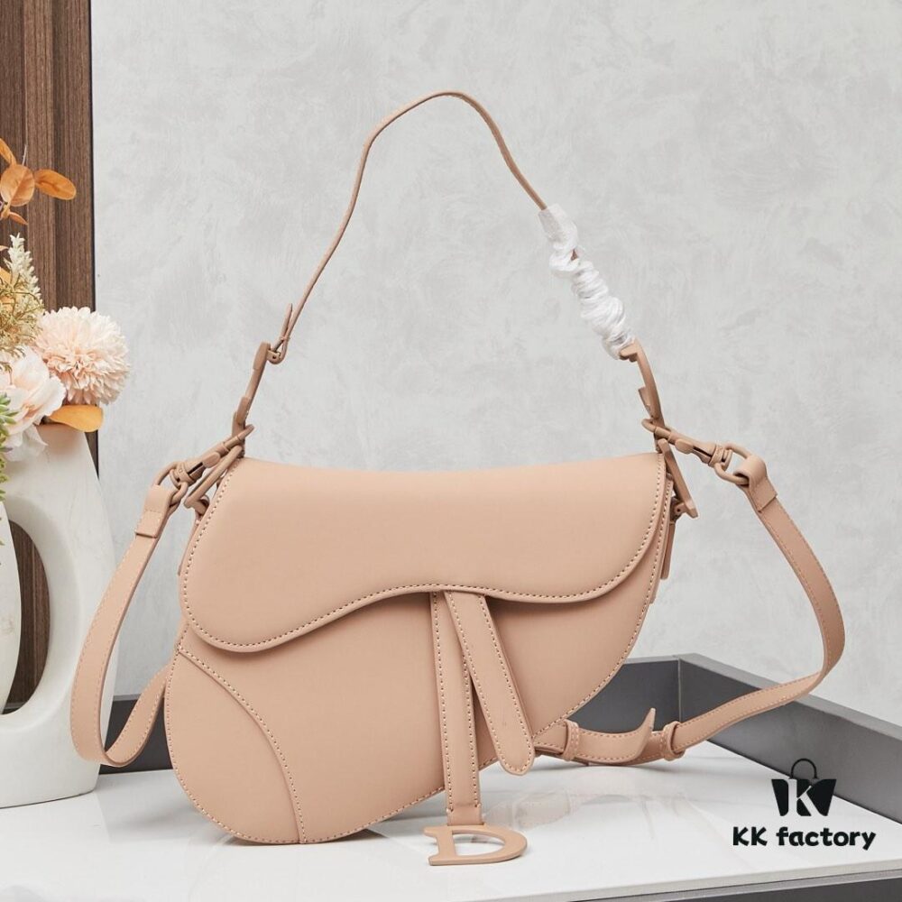 693096f76e68136f4d9aa576 Matte Finish with Small Shoulder Strap New Arrival âăIncludes Premium Gift BoxăLarge Size: 24.5 x 20 x 5 cm