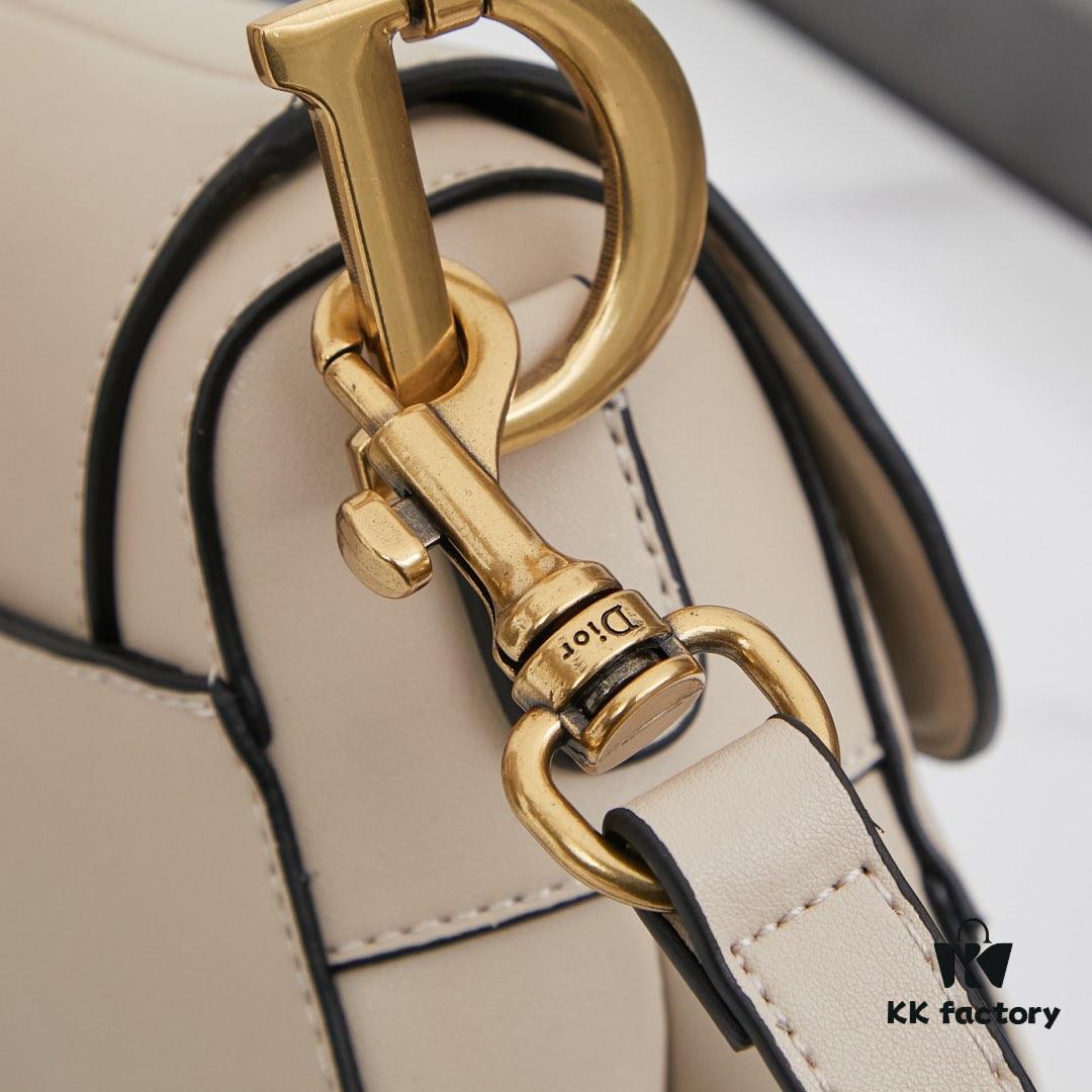 6930971b6e68136f4d9aa5d1 Classic Strap Small Shoulder Bag New Arrival ☀【Includes Premium Gift Box】Large Size: 24.5 x 20 x 5 cm
