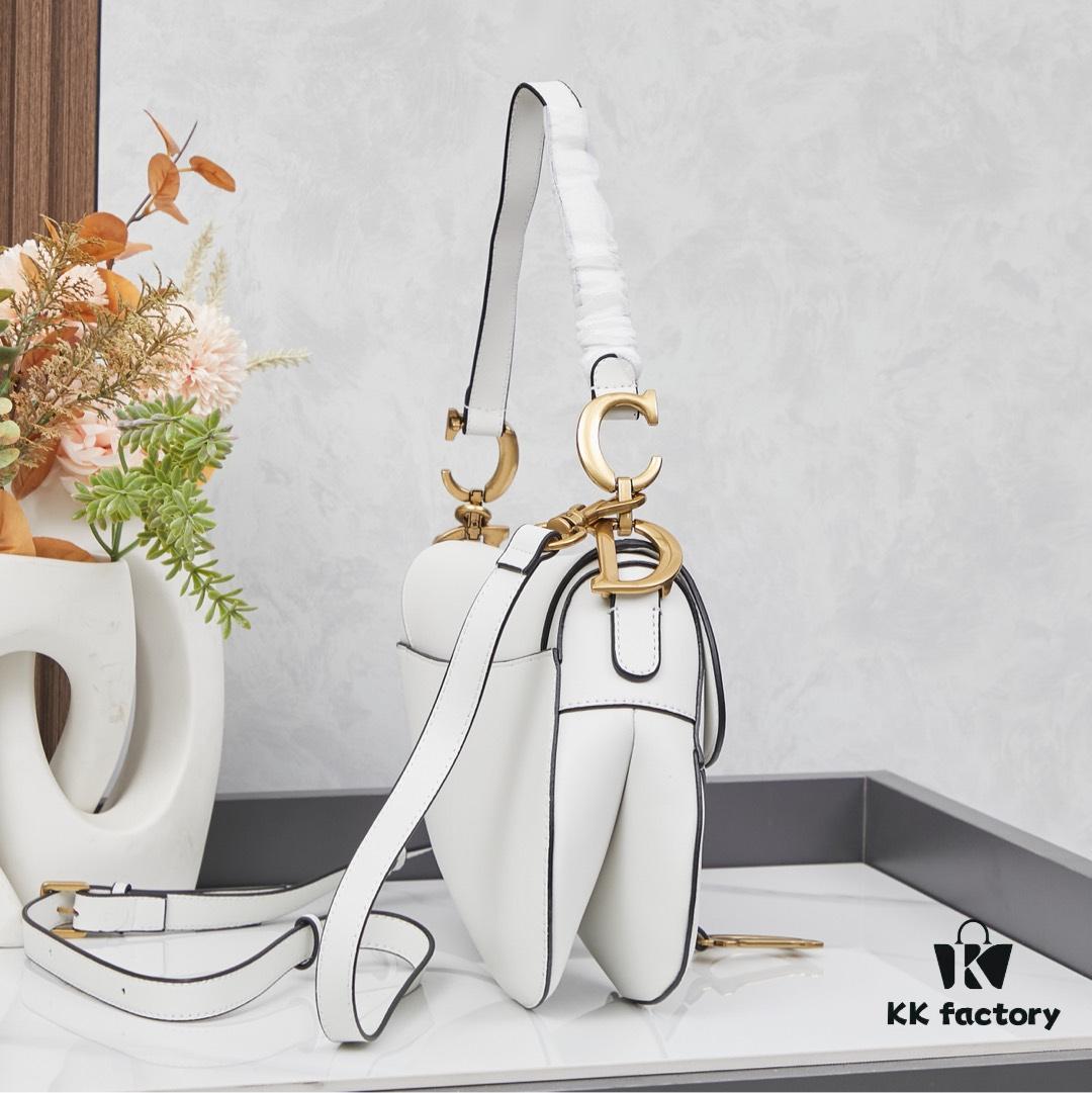 693097216e68136f4d9aa5df Twill with Mini Strap New Arrival ☀【Comes with Premium Gift Box】Large Size: 24.5 x 20 x 5 cm