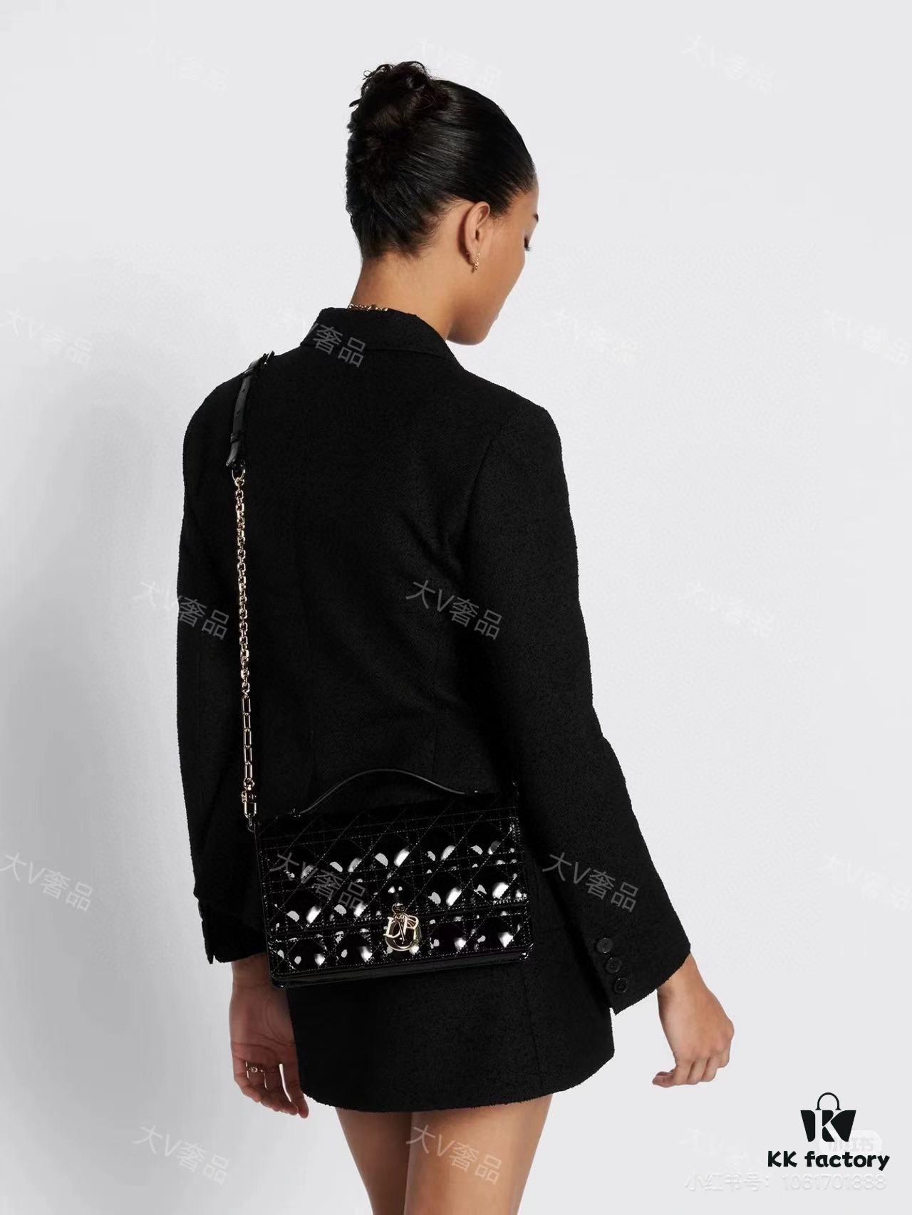 6930972e6e68136f4d9aa5f8 Lacquered Lady Dior Pearl Clutch Bag with Box
