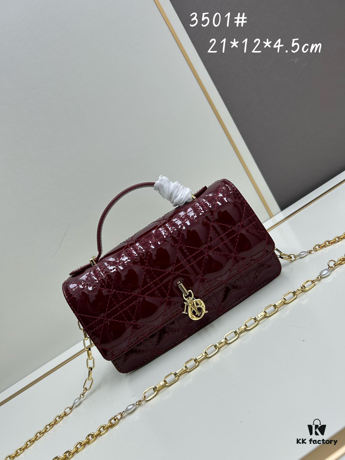 693097316e68136f4d9aa5ff Lacquered Leather Lady Dior Pearl Clutch with Box