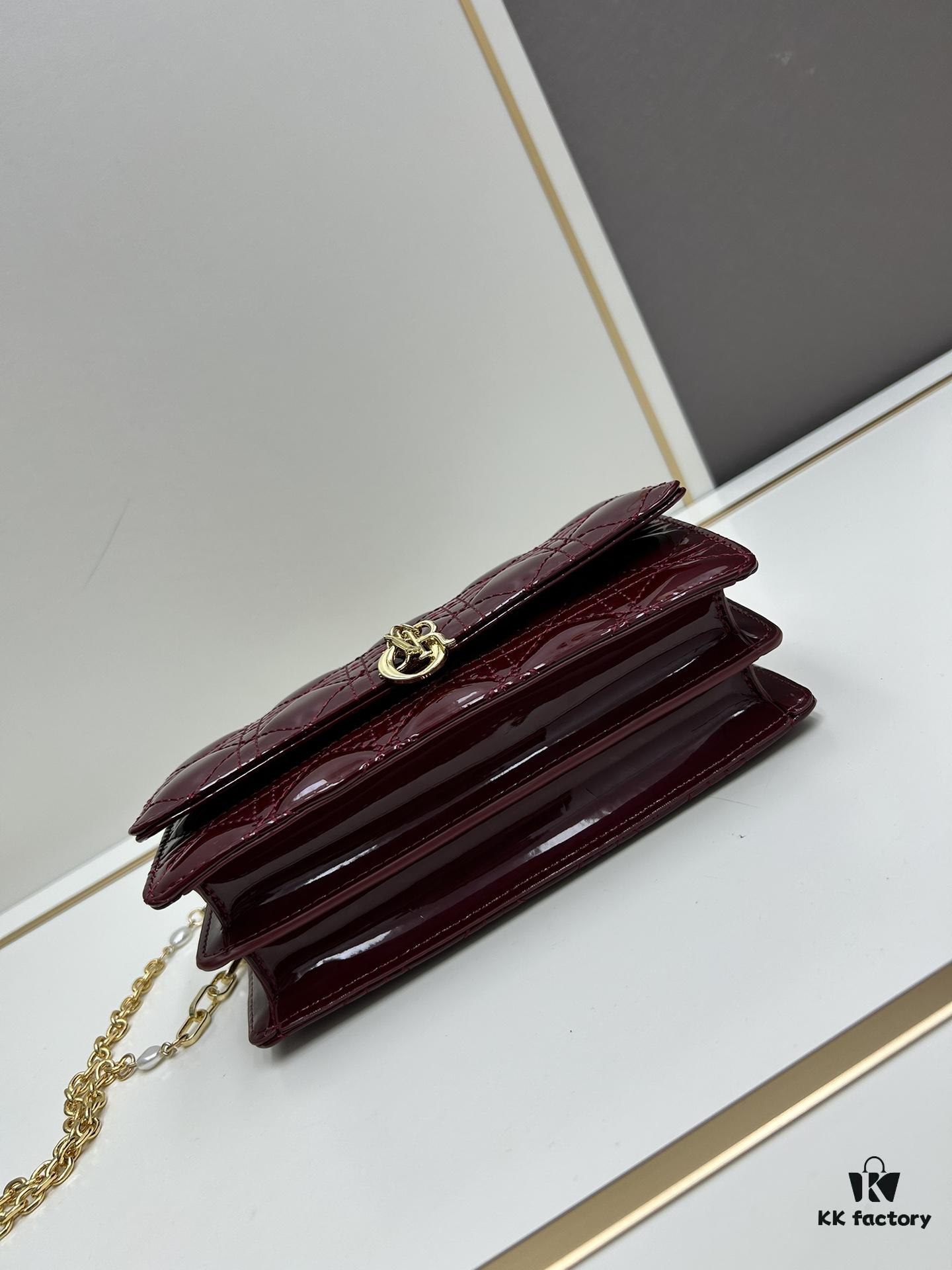 693097396e68136f4d9aa60d Lacquered Lady Dior Pearl Clutch Bag with Box