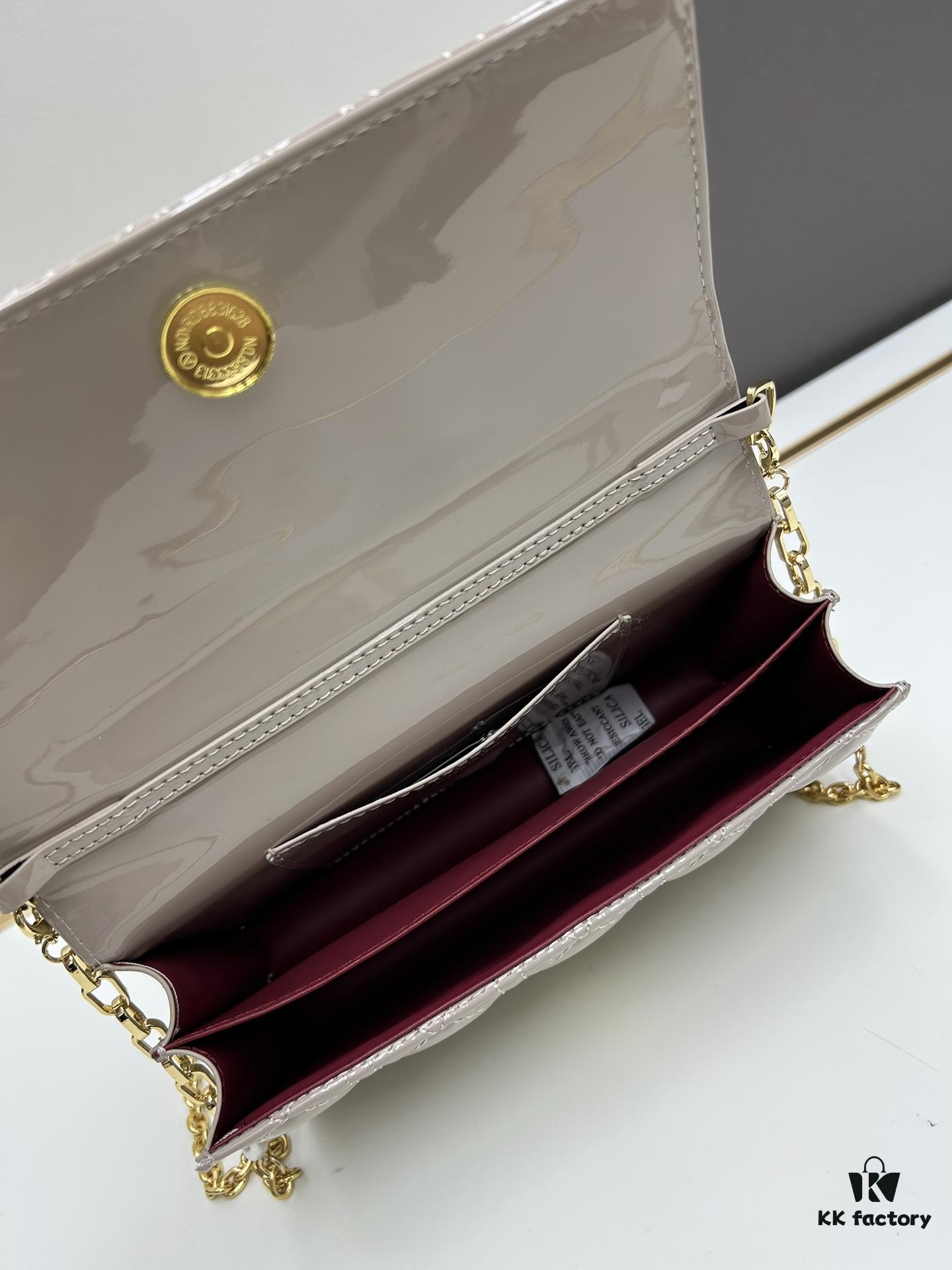 6930973e6e68136f4d9aa616 Lacquered Leather Lady Dior Pearl Clutch with Box