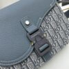 Box Included [Top Original Version] This mini saddle messenger bag is exquisitely stylish, meticulously crafted from black grained cowhide leather, featuring a flap closure and 'DIOR' signature that highlights the refined charm of the saddle design. Spacious interior compartments with a patch pocket allow for convenient storage of daily essentials. Equipped with an adjustable leather shoulder strap for either shoulder or crossbody wear.