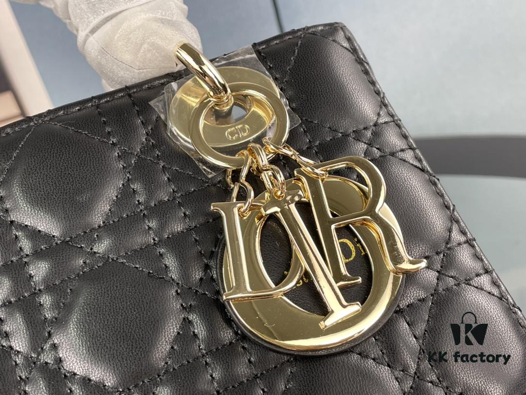 693097b46e68136f4d9aa6e3 Medium Lady Dior Bag with Silk Scarf, Quilted Cannage Pattern, Top-Grade Imported Leather