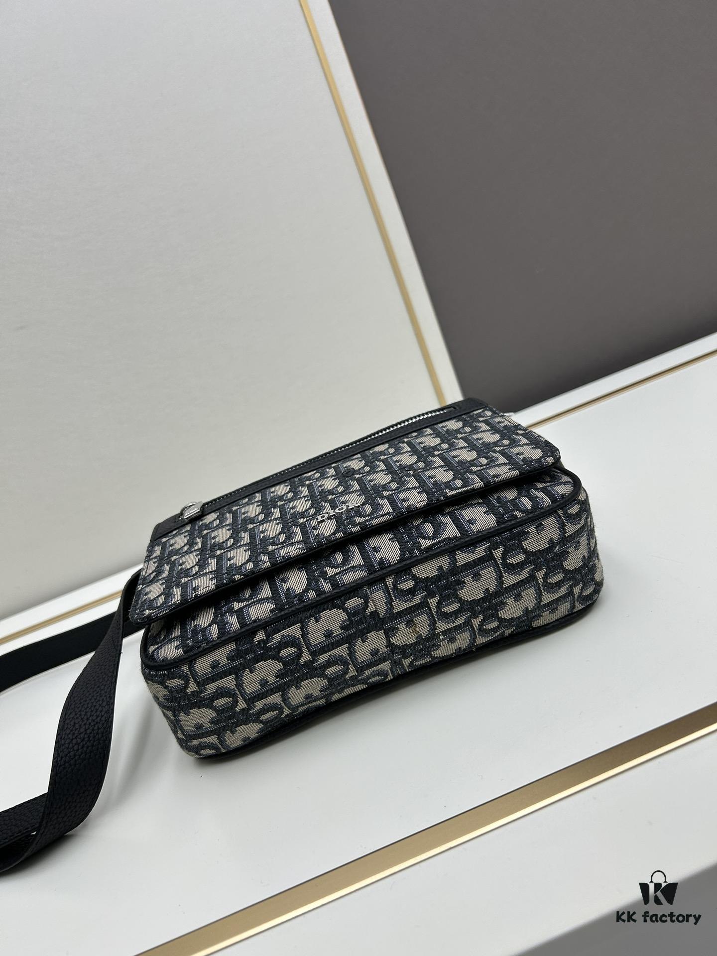 693097df6e68136f4d9aa73c Dior Messenger Bag for Men, Model 9045, Box Size 22x17x6 cm