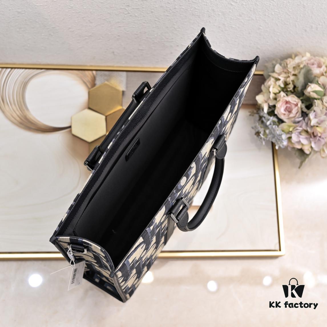 693098426e68136f4d9aa800 Top-Grade Original 🔥 Oblique Fabric East-West Handbag