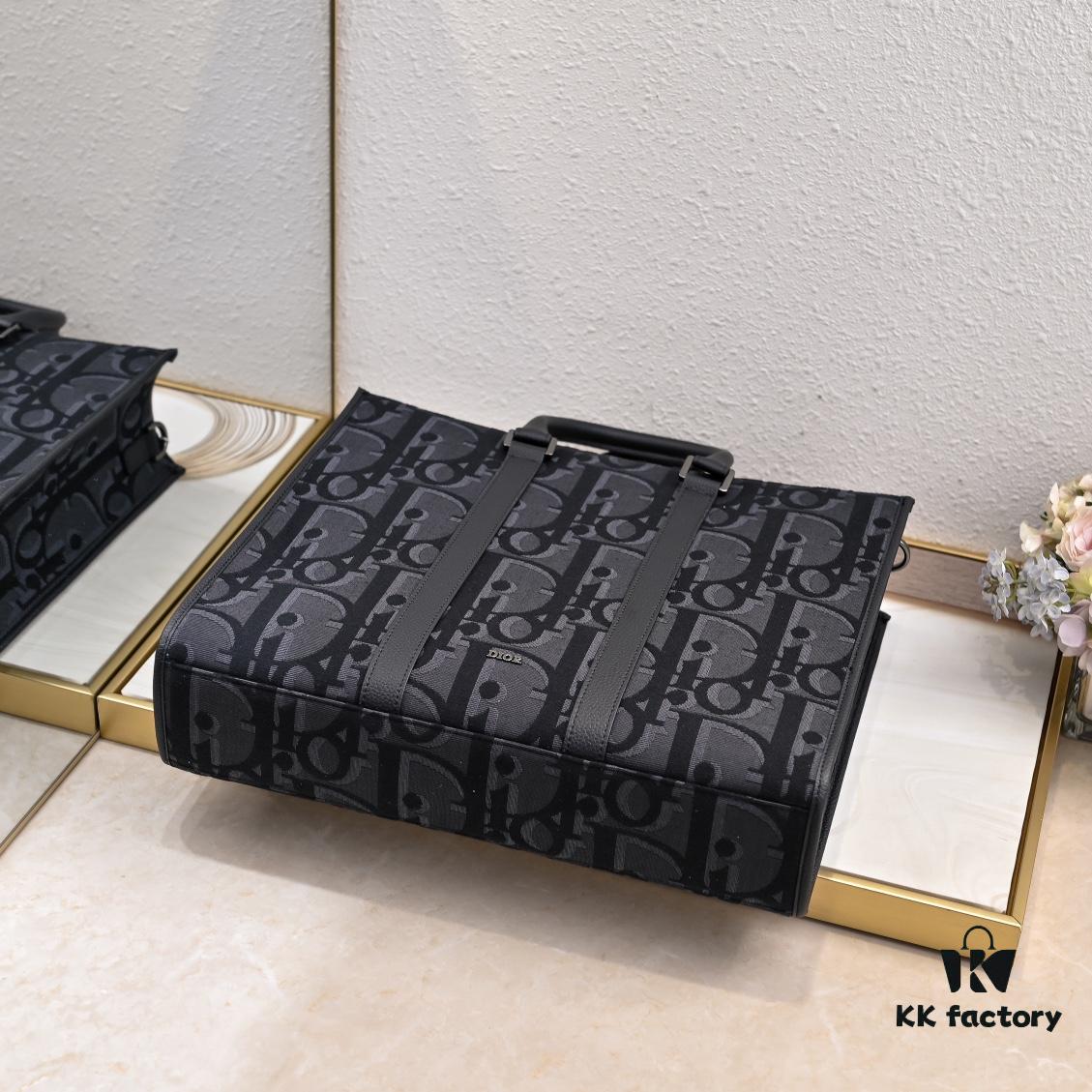 Luxury Original Oblique Fabric East-West Handbag