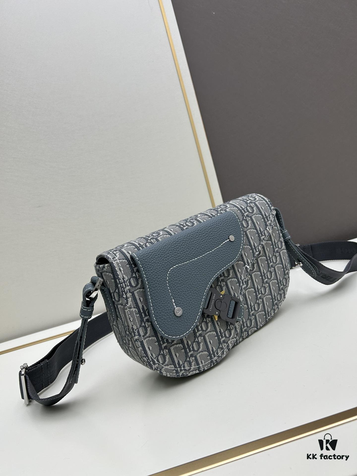 693098516e68136f4d9aa821 Saddle Messenger Bag with Box