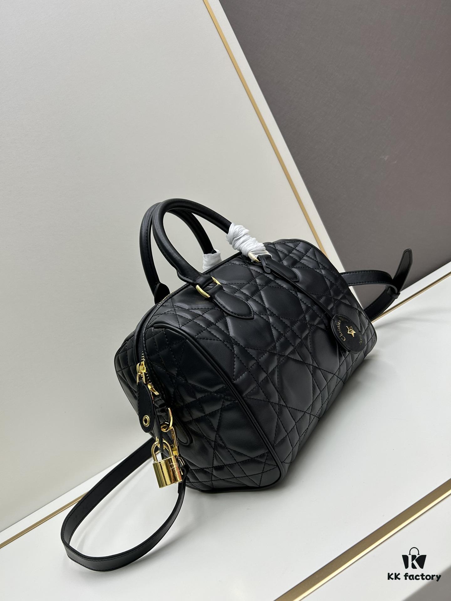 6930987c6e68136f4d9aa874 Dior Groove 25 Handbag