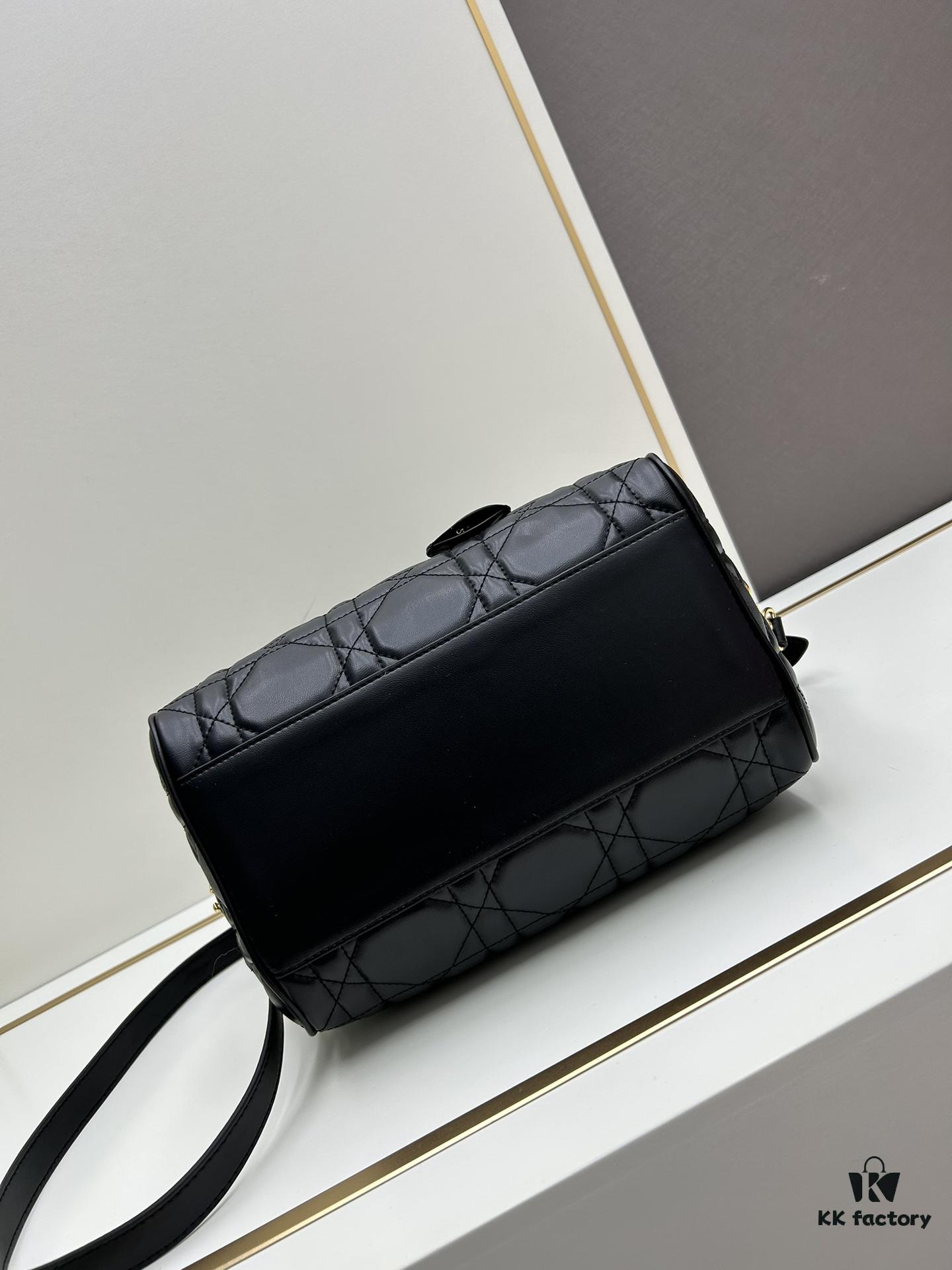 6930987f6e68136f4d9aa878 Dior Groove 25 Handbag