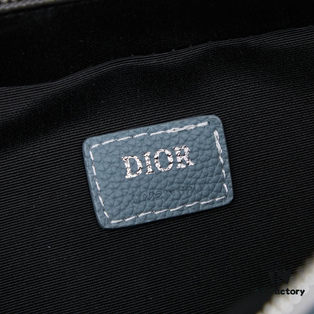 693099016e68136f4d9aa979 Dior Gray Camera-Grained Calfskin Messenger Bag | Safari Style | Ready Stock