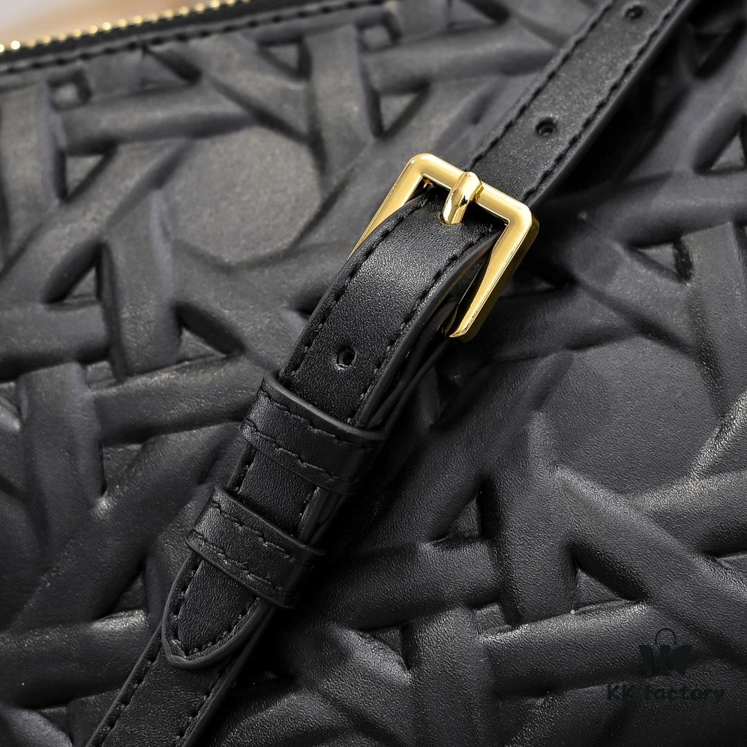 693099106e68136f4d9aa99a Embossed Diorstar Hobo Chain Bag