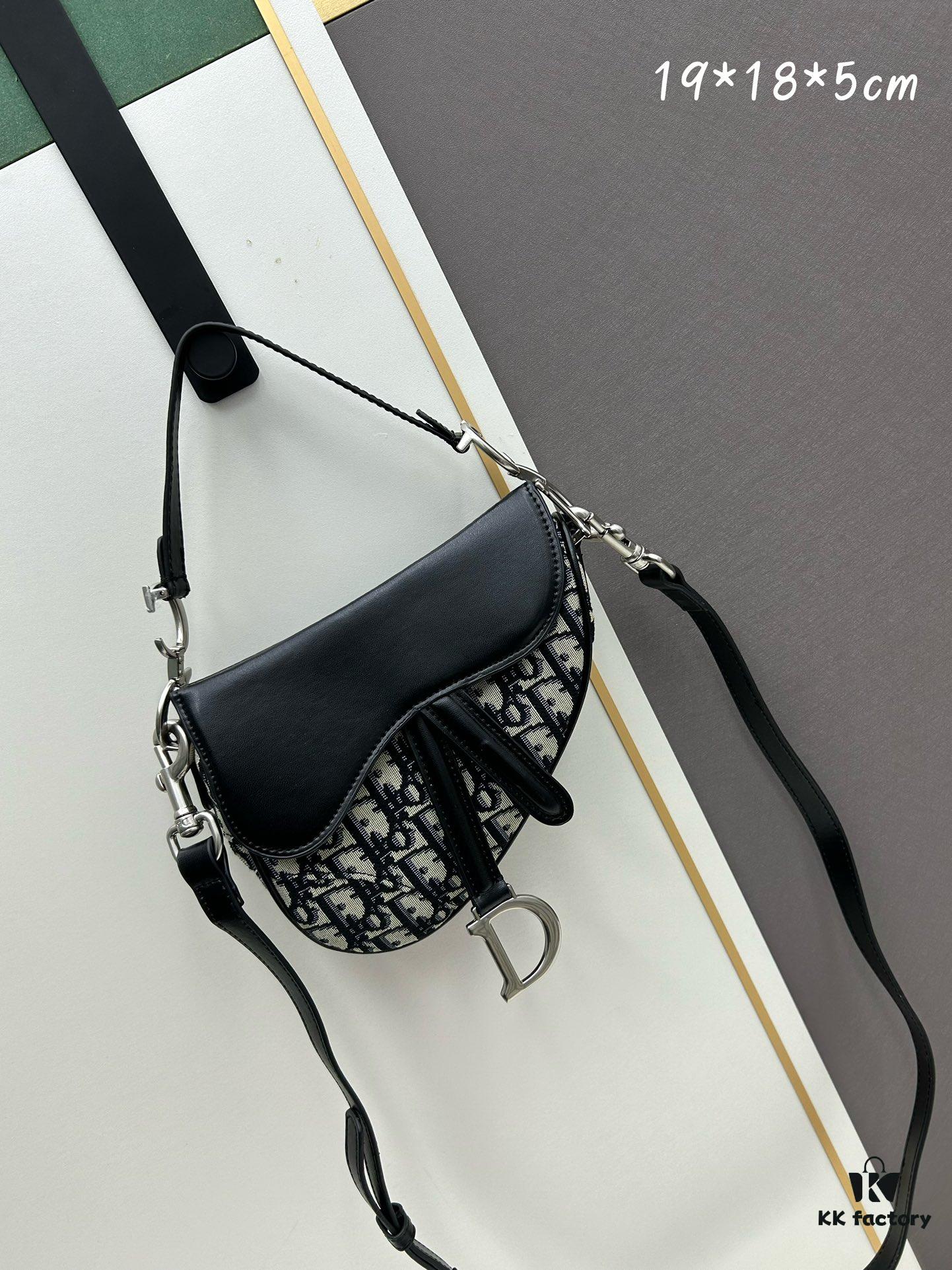 693099376e68136f4d9aa9e4 Small Size with Blue, Comes with Box Dior New Model Silver Buckle SADDLE Bag