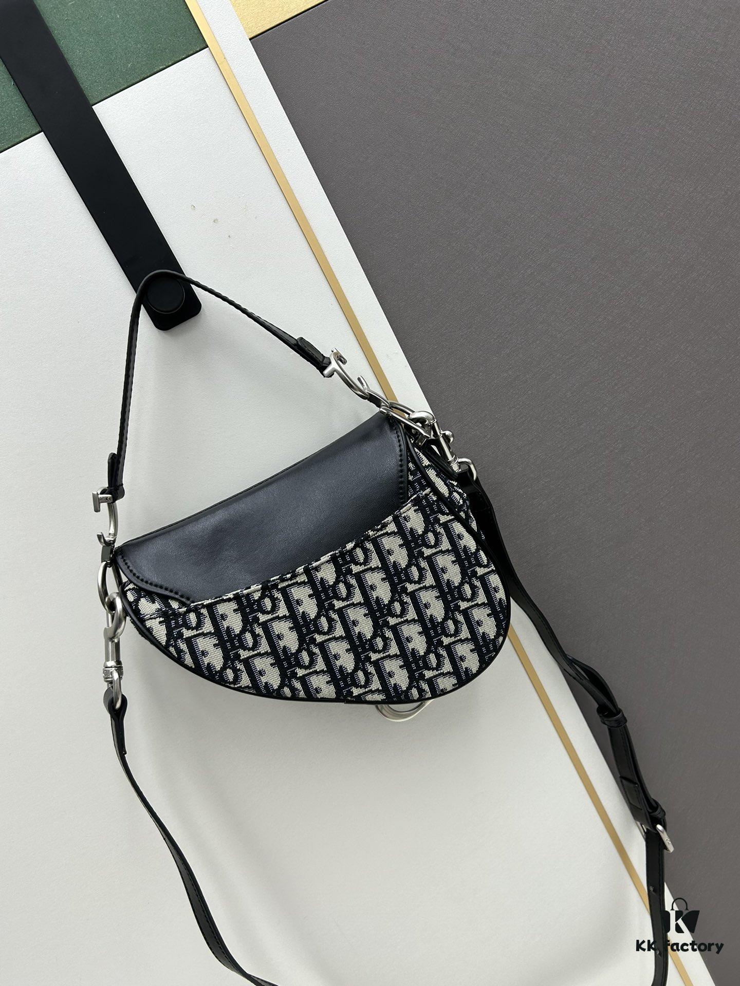 6930993b6e68136f4d9aa9e7 Small Size with Blue, Comes with Box Dior New Silver Buckle SADDLE Bag