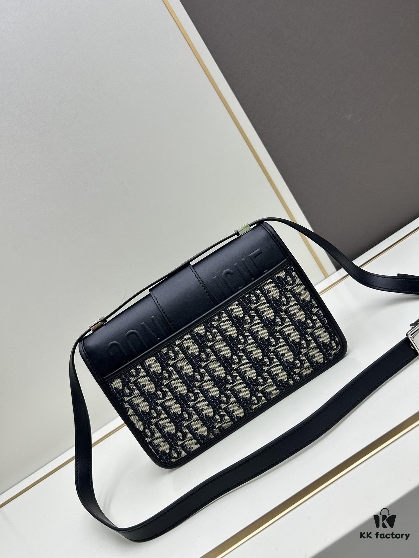 693099436e68136f4d9aa9f9 Large Di0r 30 Montaigne ♥️ Montaigne Bag