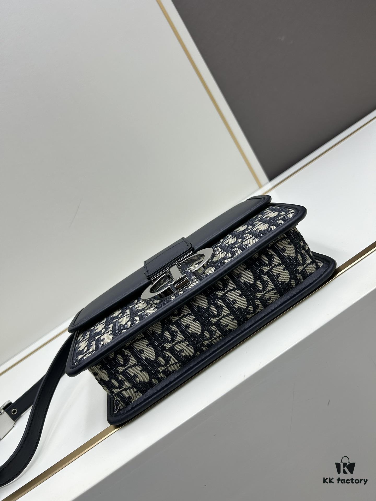 693099456e68136f4d9aa9fb Large Di0r 30 Montaigne ♥️ Montaigne Bag