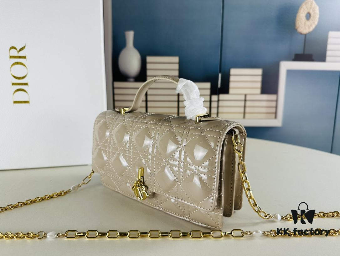 693099576e68136f4d9aaa1f Lacquered Leather Lady Dior Pearl Clutch with Box
