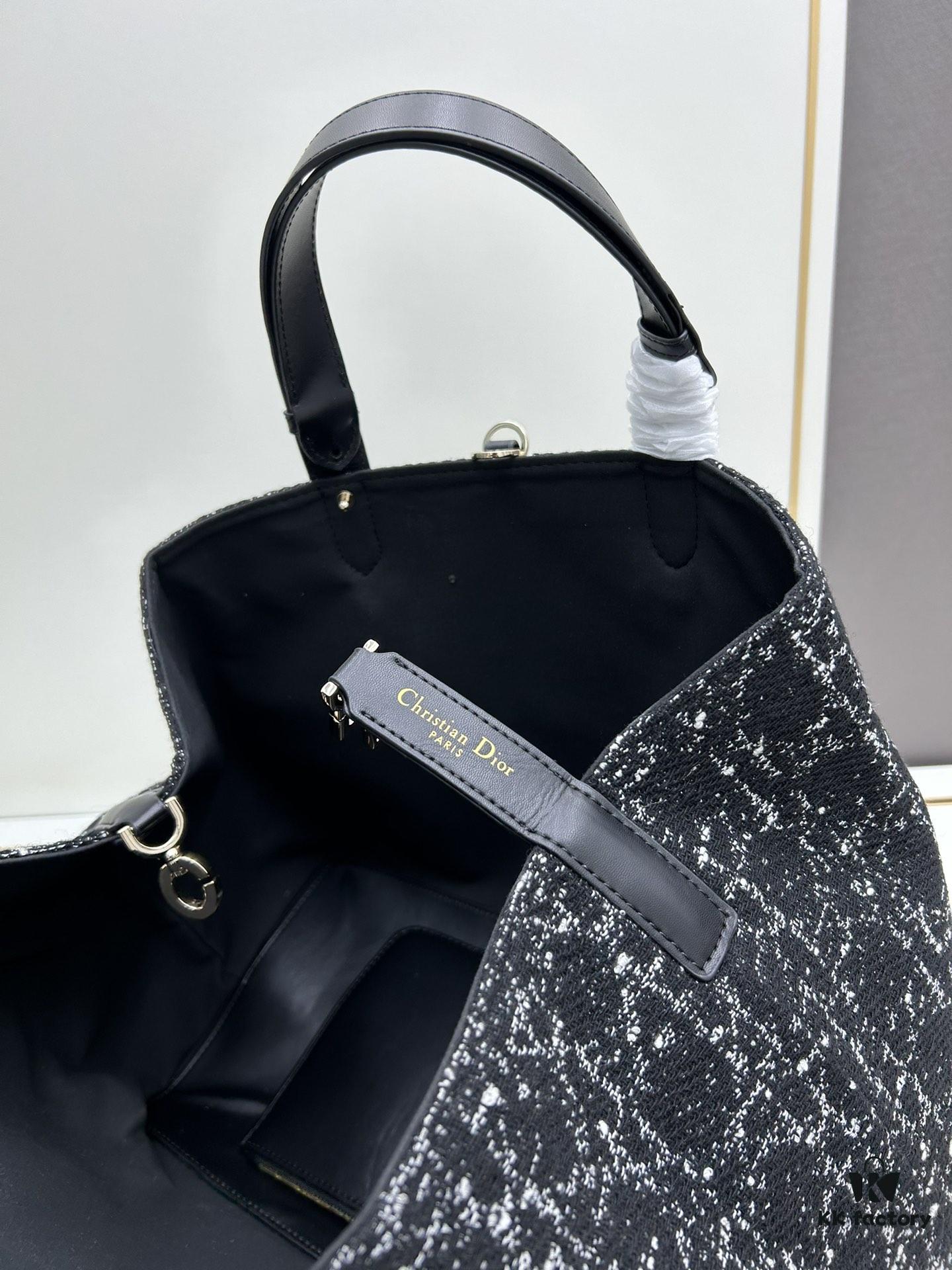 Large Dior Toujours Bag