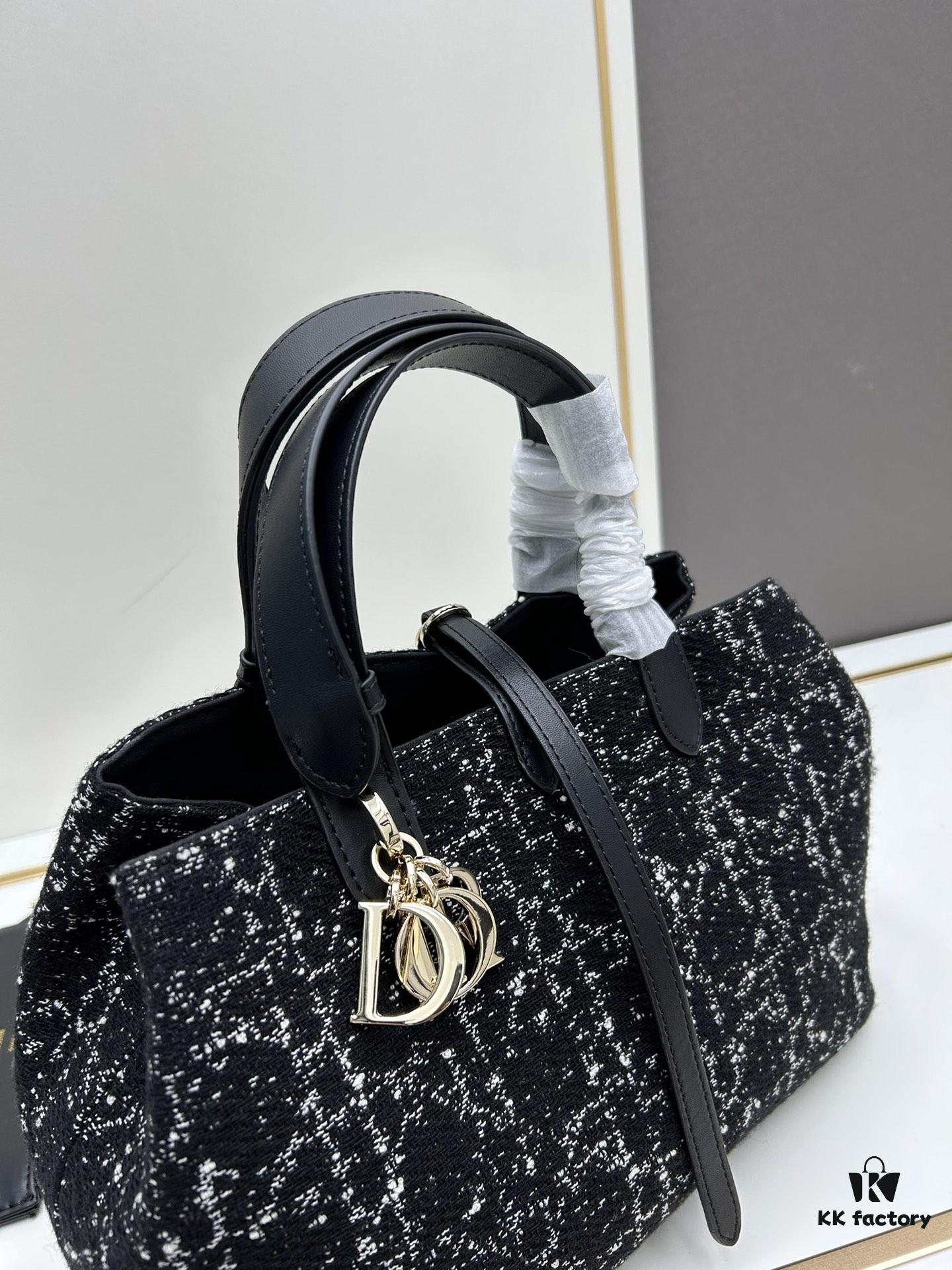 6930996c6e68136f4d9aaa46 Dior Toujours Medium Bag in Black Calfskin with Cannage Stitching