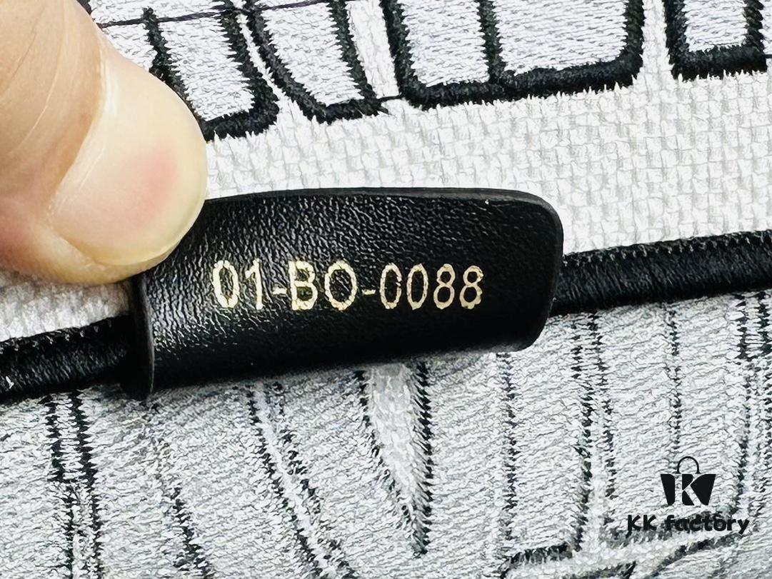 Embroidered Large [Dior Book Tote] Original Order
