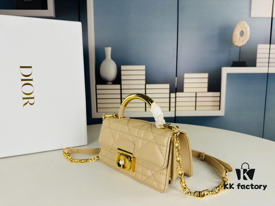 693099a26e68136f4d9aaaa8 Small Dior Dior Ange Handbag